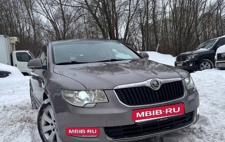 Skoda Superb III рестайлинг, 2012 год, 1 300 000 рублей, 3 фотография