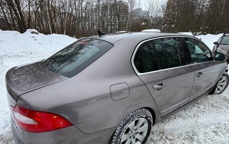 Skoda Superb III рестайлинг, 2012 год, 1 300 000 рублей, 9 фотография