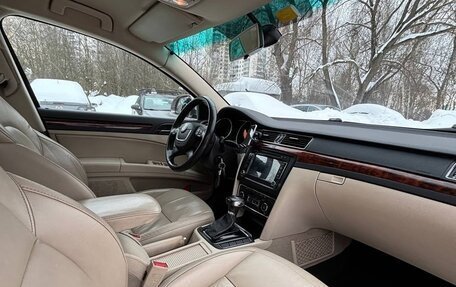 Skoda Superb III рестайлинг, 2012 год, 1 300 000 рублей, 16 фотография