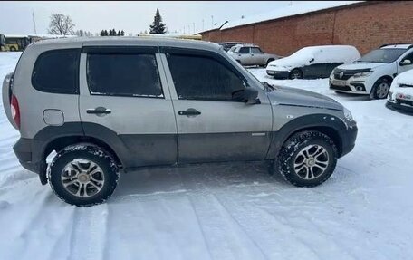 Chevrolet Niva I рестайлинг, 2013 год, 470 000 рублей, 3 фотография