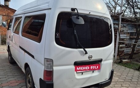 Nissan Caravan IV, 2001 год, 600 000 рублей, 4 фотография