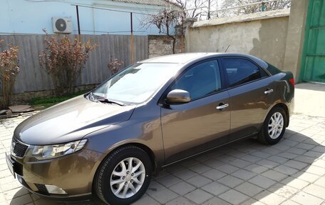 KIA Cerato III, 2010 год, 900 000 рублей, 3 фотография