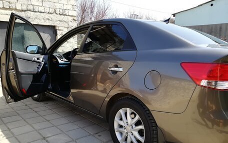 KIA Cerato III, 2010 год, 900 000 рублей, 5 фотография