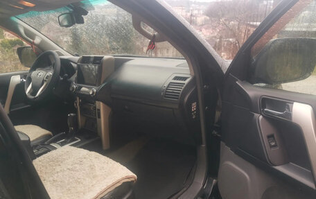 Toyota Land Cruiser Prado 150 рестайлинг 2, 2010 год, 2 445 000 рублей, 1 фотография