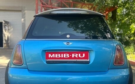 MINI Hatch, 2003 год, 900 000 рублей, 15 фотография