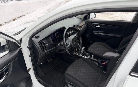 KIA Rio IV, 2018 год, 1 500 000 рублей, 9 фотография