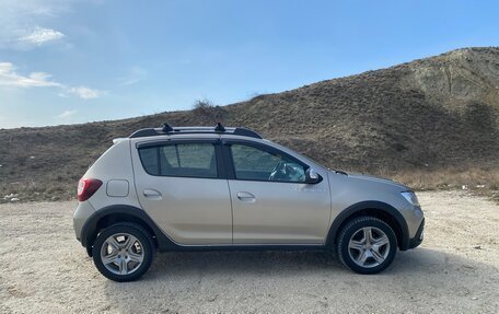 Renault Sandero II рестайлинг, 2019 год, 1 200 000 рублей, 5 фотография