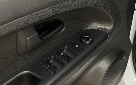 KIA Venga I, 2012 год, 1 099 000 рублей, 17 фотография