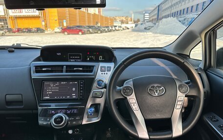 Toyota Prius Alpha I (ZVW40/41), 2019 год, 2 040 000 рублей, 13 фотография