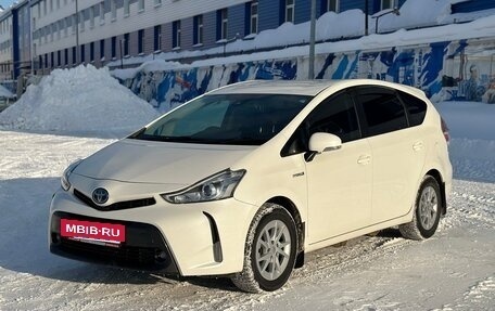 Toyota Prius Alpha I (ZVW40/41), 2019 год, 2 040 000 рублей, 3 фотография