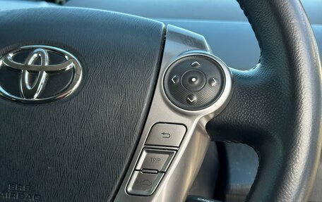 Toyota Prius Alpha I (ZVW40/41), 2019 год, 2 040 000 рублей, 24 фотография