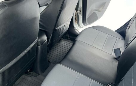 Hyundai Solaris II рестайлинг, 2012 год, 900 000 рублей, 8 фотография