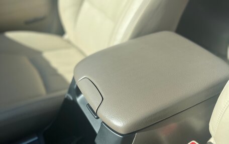 Toyota Land Cruiser Prado 120 рестайлинг, 2008 год, 2 200 000 рублей, 23 фотография