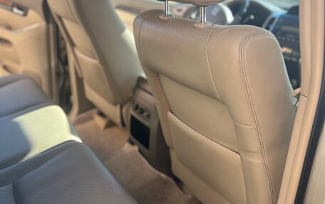 Toyota Land Cruiser Prado 120 рестайлинг, 2008 год, 2 200 000 рублей, 32 фотография