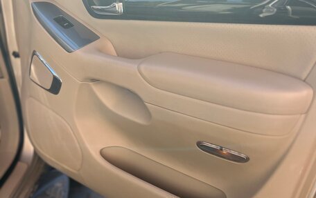 Toyota Land Cruiser Prado 120 рестайлинг, 2008 год, 2 200 000 рублей, 34 фотография