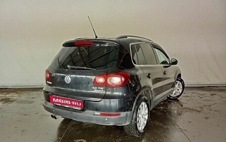 Volkswagen Tiguan I, 2011 год, 948 000 рублей, 5 фотография