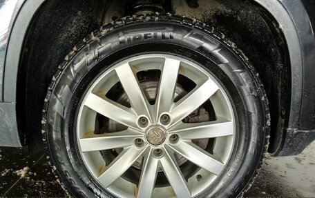 Volkswagen Tiguan I, 2011 год, 948 000 рублей, 16 фотография