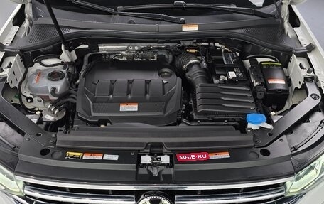 Volkswagen Tiguan II, 2023 год, 3 680 000 рублей, 7 фотография