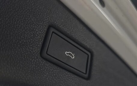 Volkswagen Tiguan II, 2023 год, 3 680 000 рублей, 17 фотография