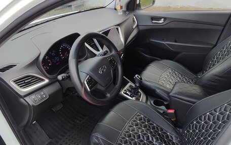 Hyundai Solaris II рестайлинг, 2018 год, 1 500 000 рублей, 6 фотография