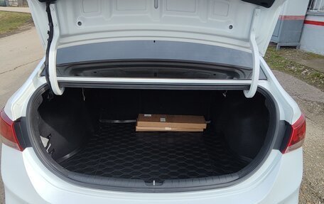 Hyundai Solaris II рестайлинг, 2018 год, 1 500 000 рублей, 8 фотография