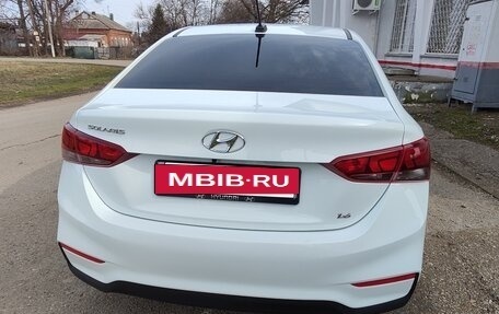 Hyundai Solaris II рестайлинг, 2018 год, 1 500 000 рублей, 4 фотография