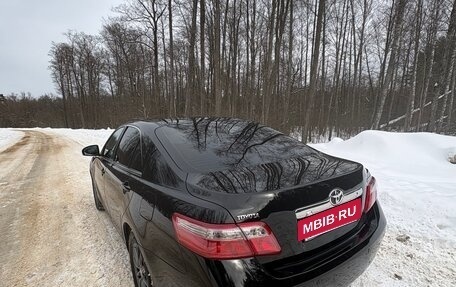 Toyota Camry, 2011 год, 1 570 000 рублей, 6 фотография