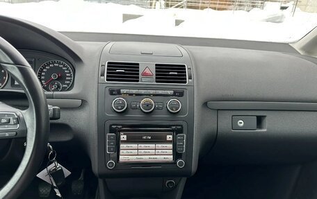 Volkswagen Touran III, 2013 год, 1 050 000 рублей, 32 фотография