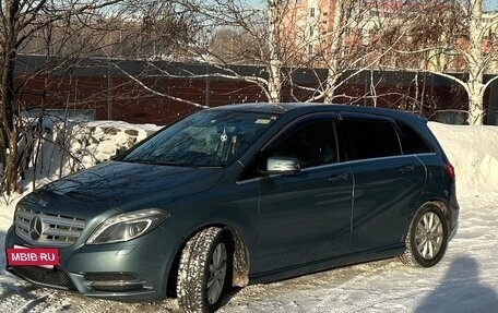 Mercedes-Benz B-Класс, 2012 год, 1 060 000 рублей, 4 фотография