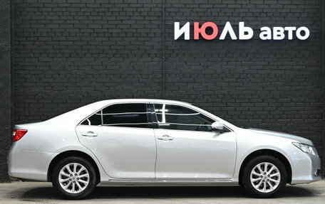 Toyota Camry, 2013 год, 1 600 000 рублей, 9 фотография