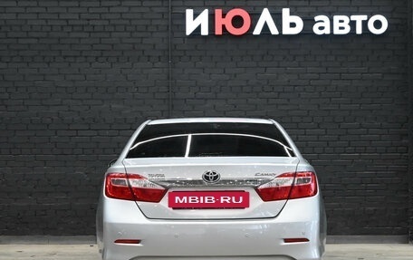 Toyota Camry, 2013 год, 1 600 000 рублей, 5 фотография