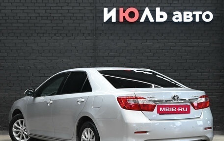 Toyota Camry, 2013 год, 1 600 000 рублей, 4 фотография