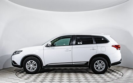 Mitsubishi Outlander III рестайлинг 3, 2021 год, 2 750 000 рублей, 7 фотография