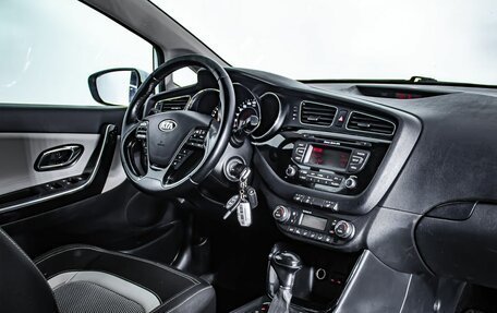 KIA cee'd III, 2014 год, 1 050 000 рублей, 16 фотография