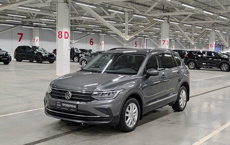 Volkswagen Tiguan II, 2021 год, 3 144 000 рублей, 1 фотография