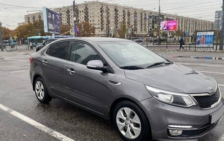 KIA Rio III рестайлинг, 2015 год, 1 090 000 рублей, 2 фотография