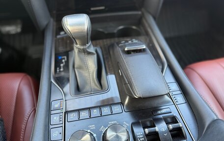 Lexus LX III, 2016 год, 5 940 000 рублей, 24 фотография