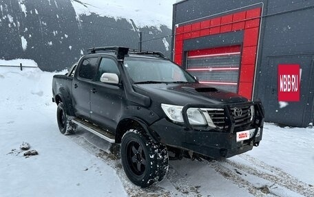Toyota Hilux VII, 2013 год, 1 980 000 рублей, 2 фотография