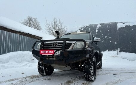 Toyota Hilux VII, 2013 год, 1 980 000 рублей, 9 фотография