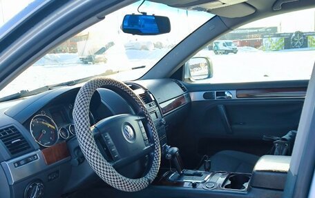 Volkswagen Touareg III, 2003 год, 650 000 рублей, 11 фотография