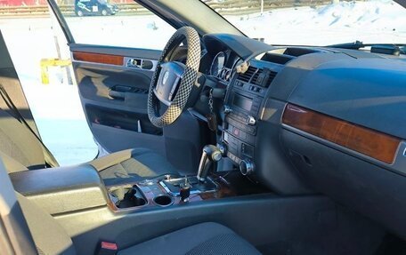 Volkswagen Touareg III, 2003 год, 650 000 рублей, 23 фотография