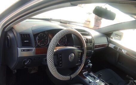 Volkswagen Touareg III, 2003 год, 650 000 рублей, 33 фотография