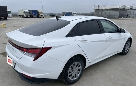 Hyundai Elantra, 2021 год, 2 200 000 рублей, 3 фотография