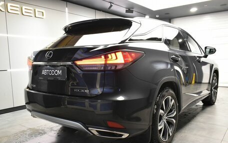 Lexus RX IV рестайлинг, 2021 год, 5 745 000 рублей, 8 фотография