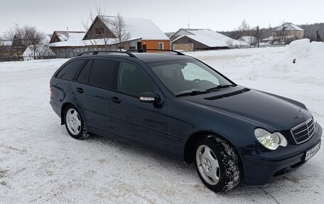 Mercedes-Benz C-Класс, 2003 год, 700 000 рублей, 8 фотография