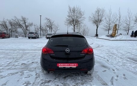 Opel Astra J, 2011 год, 675 000 рублей, 5 фотография