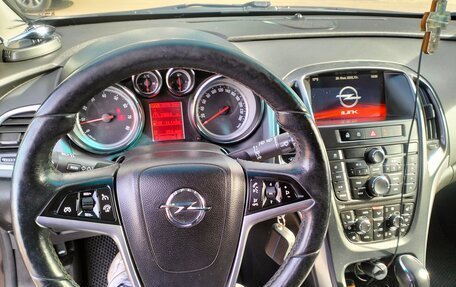 Opel Astra J, 2014 год, 810 000 рублей, 5 фотография