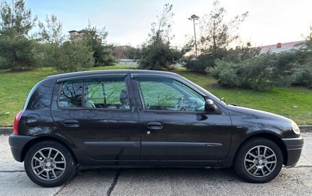 Renault Clio III, 2001 год, 260 000 рублей, 3 фотография