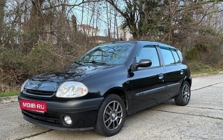 Renault Clio III, 2001 год, 260 000 рублей, 8 фотография