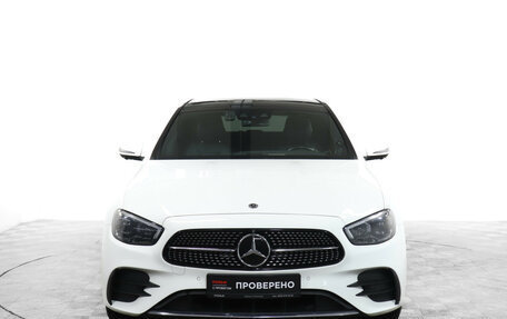 Mercedes-Benz E-Класс, 2020 год, 4 600 000 рублей, 2 фотография